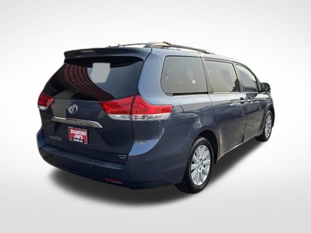 Used 2013 Toyota Sienna Limited w/ Premium Pkg AWD/4WD image 7