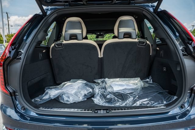 New 2026 Volvo XC90 T8 Core AWD/4WD image 10