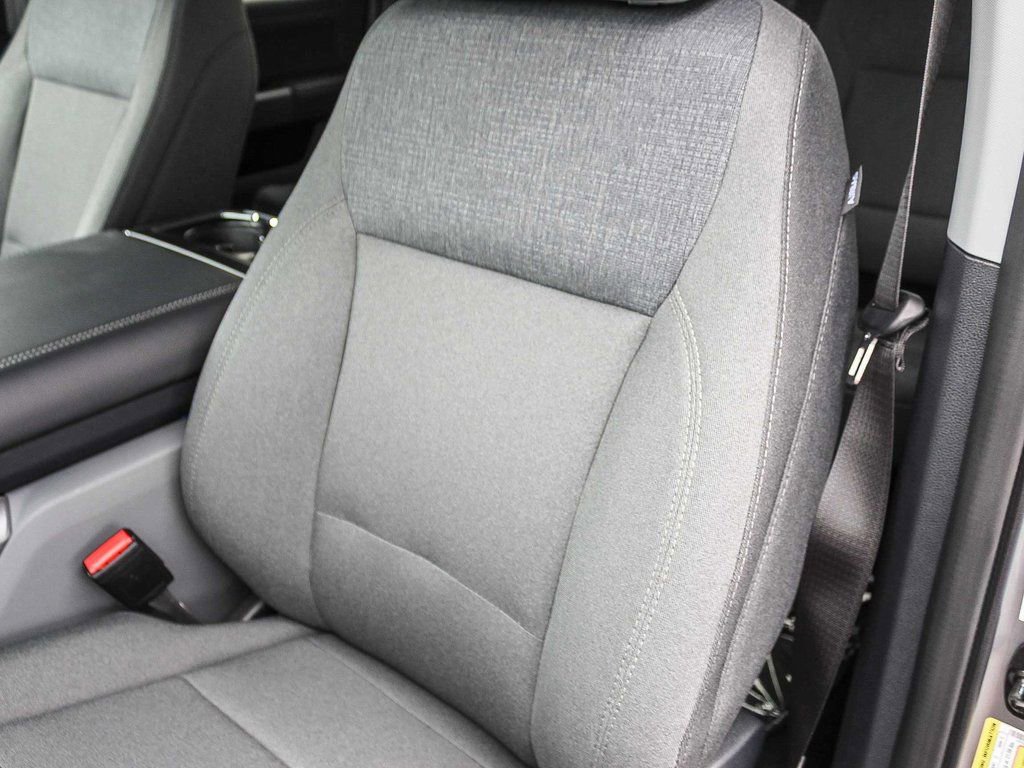 New 2025 Ford F150 Lightning XLT image 25