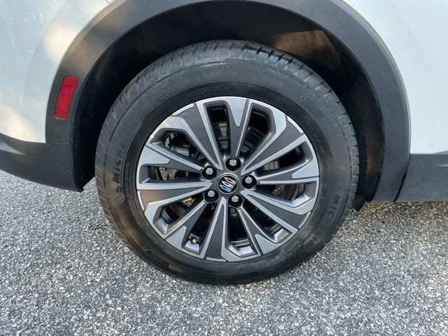 Used 2024 Buick Envision Preferred AWD/4WD image 24