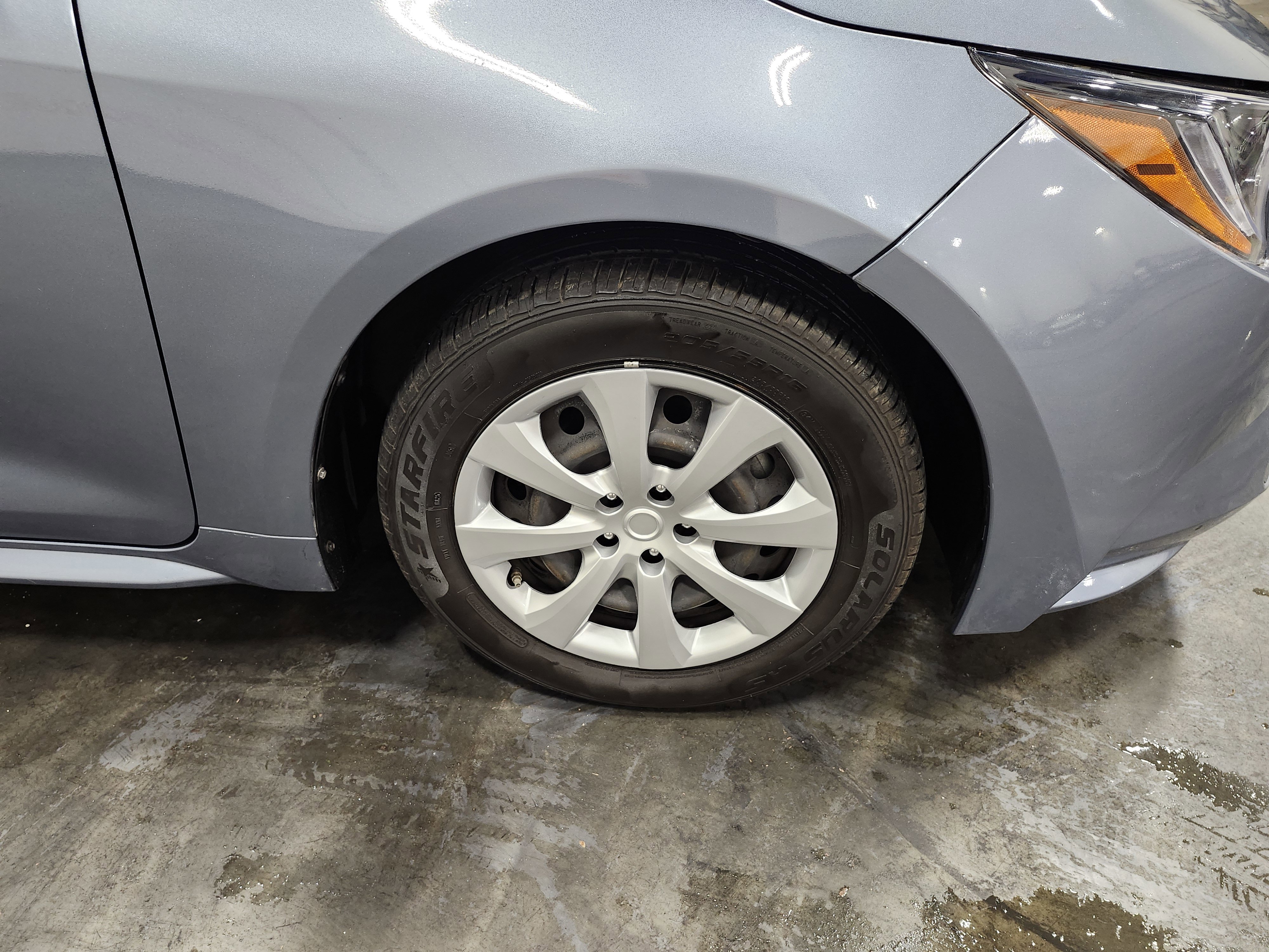 Used 2022 Toyota Corolla LE FWD image 9