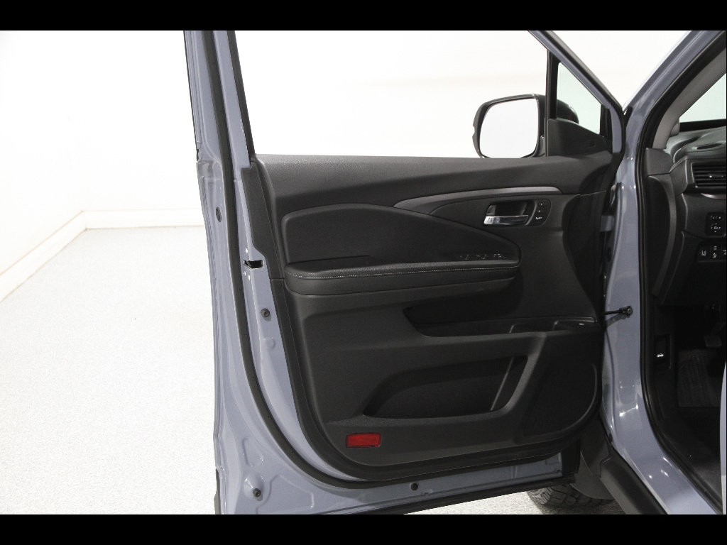 Used 2023 Honda Ridgeline RTL image 4