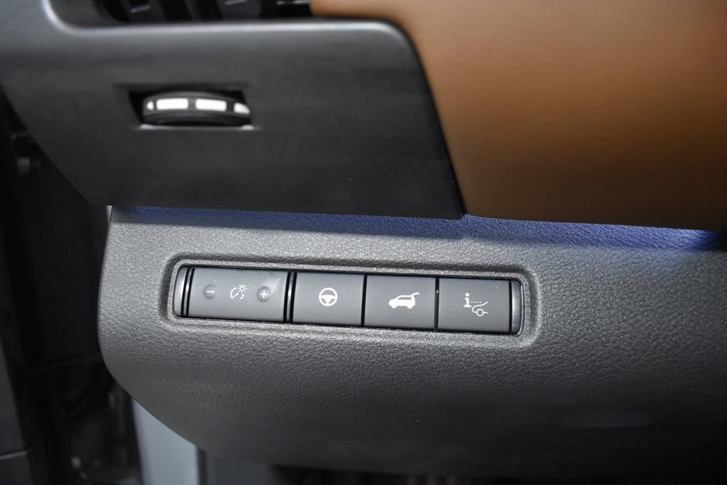 New 2026 Nissan Pathfinder Platinum image 19