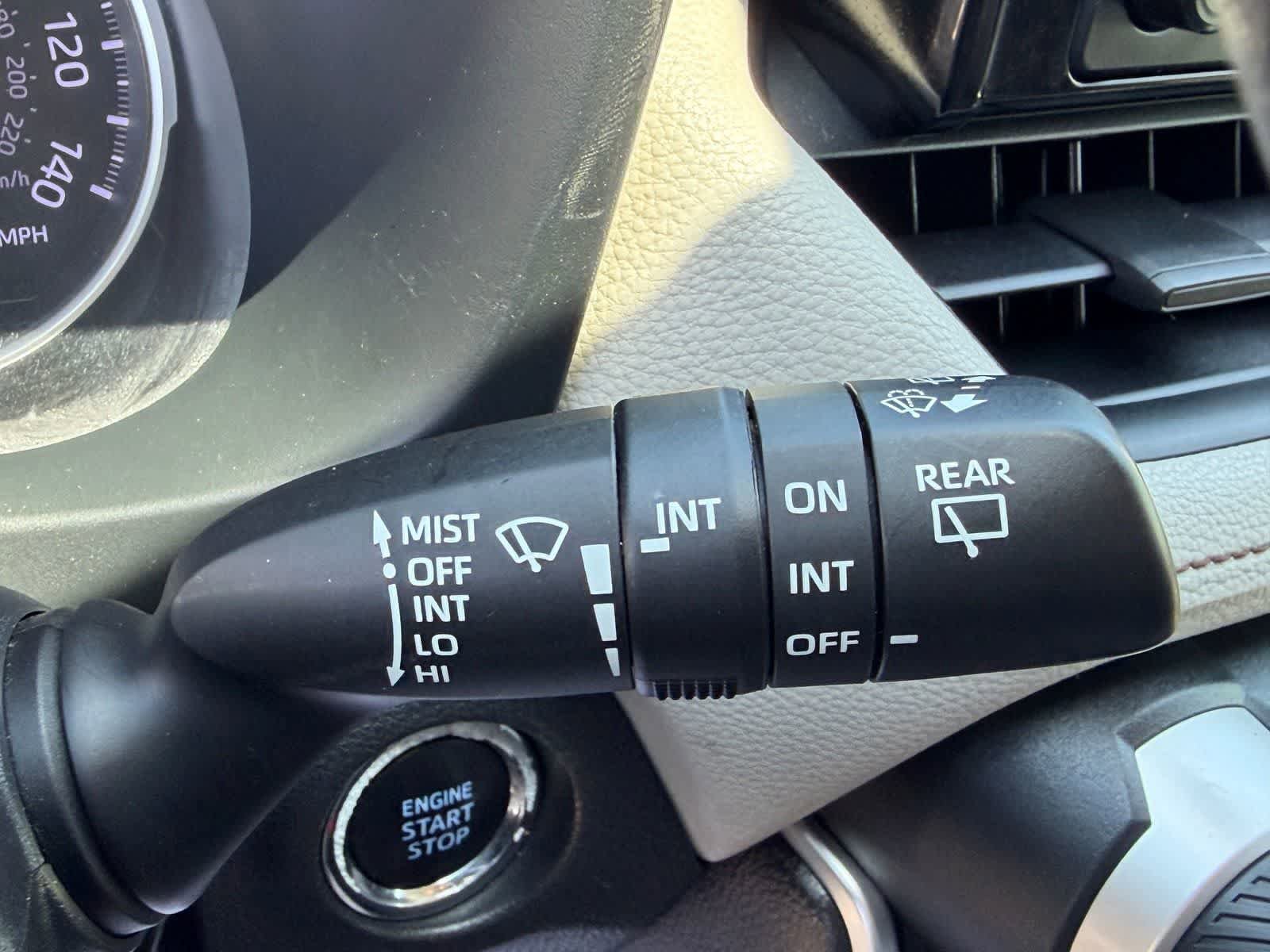 Used 2019 Toyota RAV4 XLE w/ Convenience Package FWD image 21