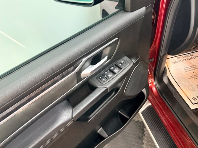 Used 2023 RAM 1500 Big Horn AWD/4WD image 18