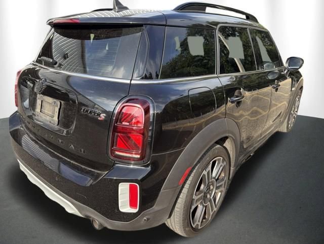 Used 2022 MINI Cooper Countryman S w/ Convenience Package FWD image 4