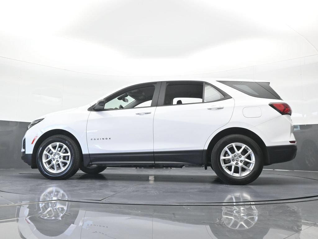 Used 2024 Chevrolet Equinox LS w/ Driver Confidence II Package FWD image 51