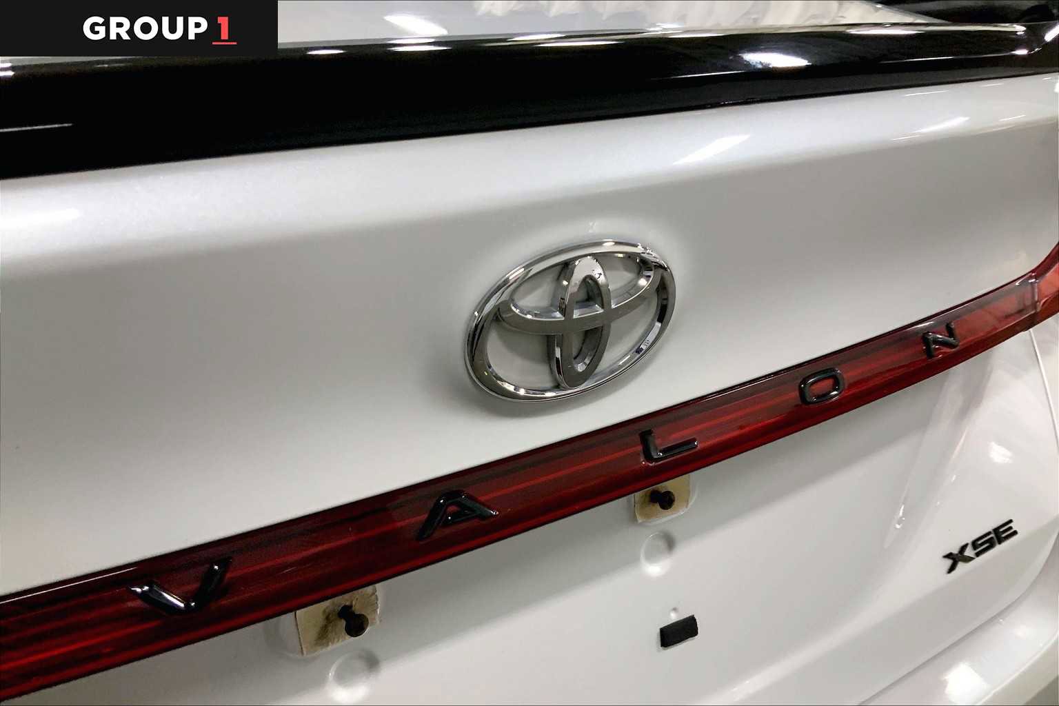 Used 2020 Toyota Avalon XSE w/ Carpet Mat Package image 30