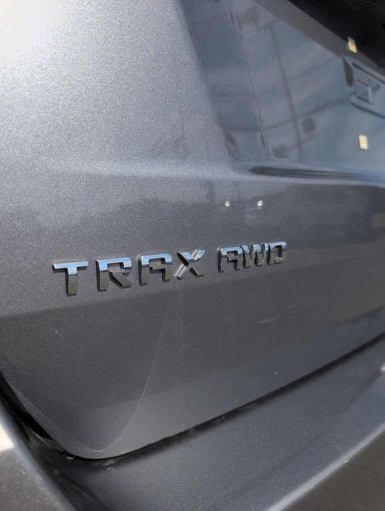 Used 2020 Chevrolet Trax LS w/ Tint and Cruise Package AWD/4WD image 20