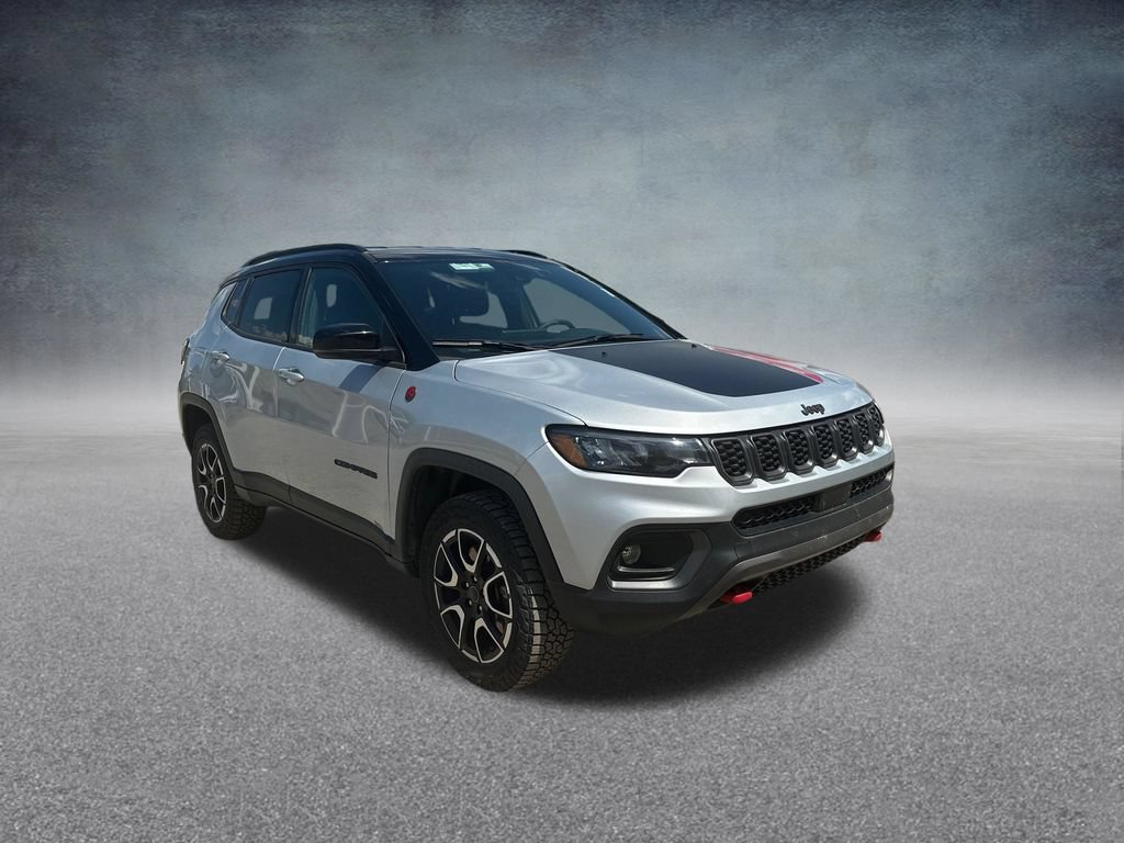 Used 2025 Jeep Compass Trailhawk AWD/4WD image 35