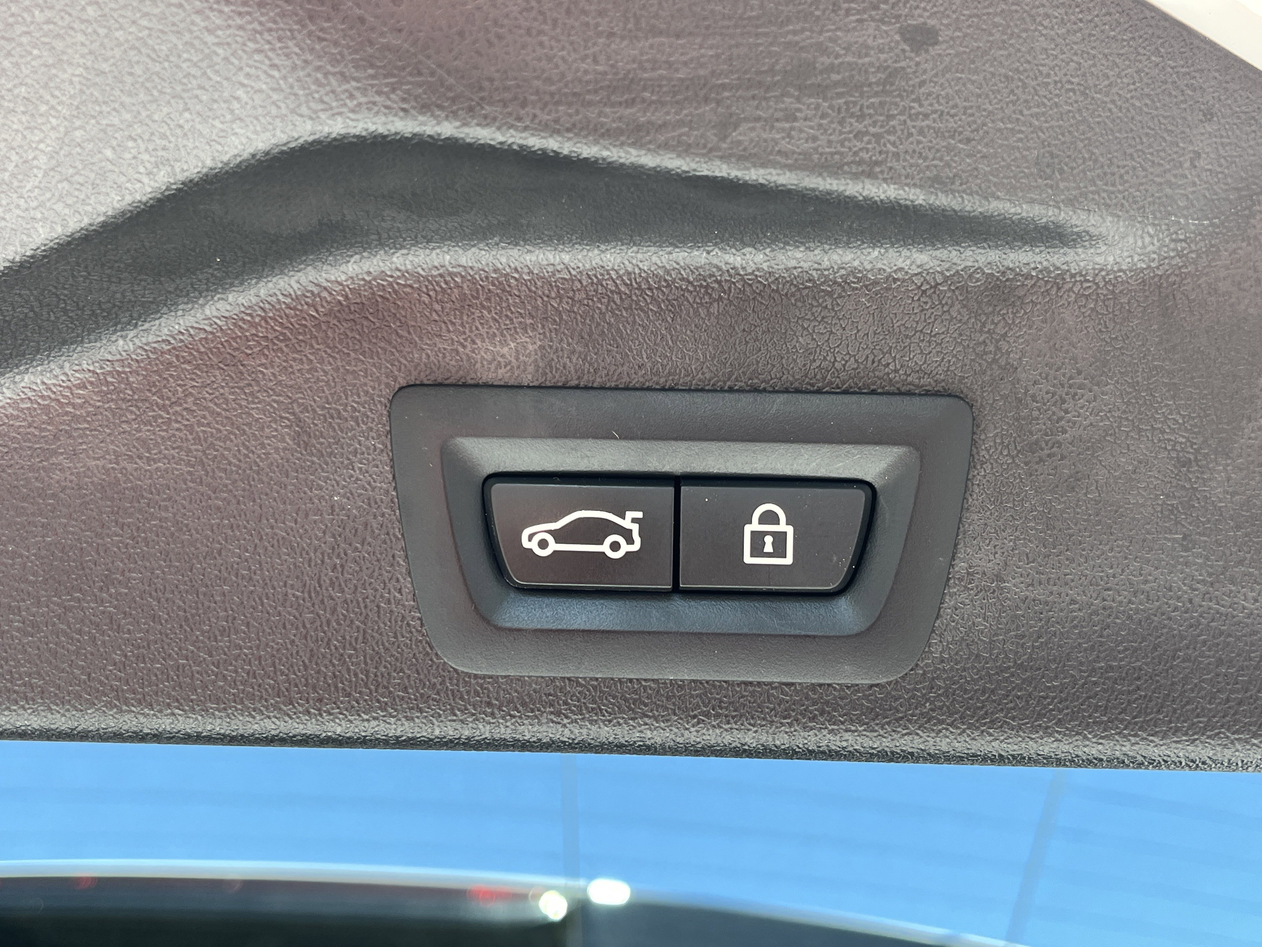 Used 2023 BMW X5 xDrive40i w/ Premium Package AWD/4WD image 28