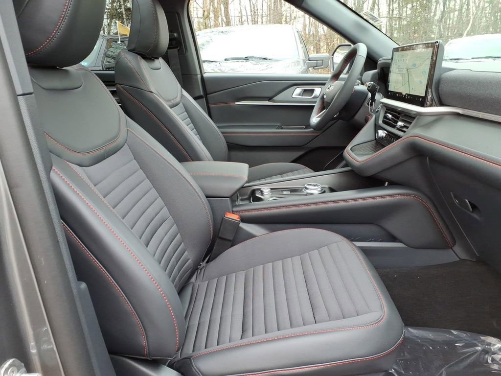 New 2026 Ford Explorer ST-Line AWD/4WD image 9