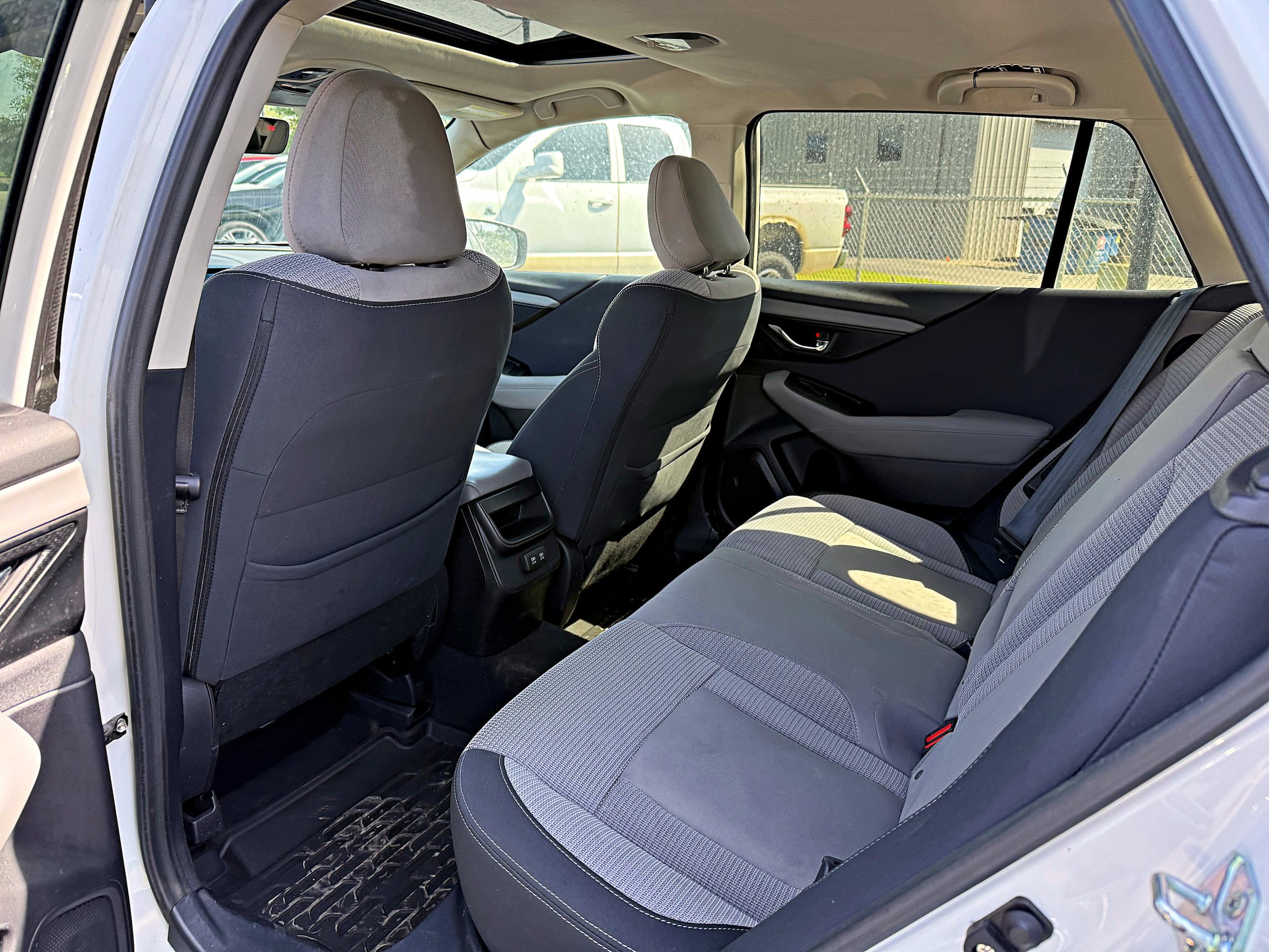 Used 2020 Subaru Outback Premium AWD/4WD image 19