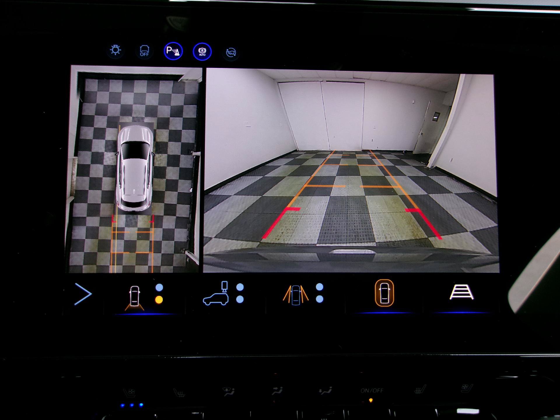 New 2027 Chevrolet Bolt RS w/ Technology Package FWD image 7
