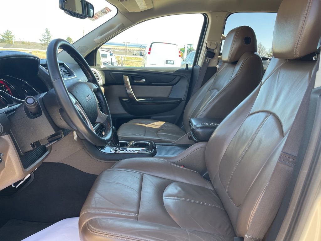 Used 2015 GMC Acadia SLT image 19