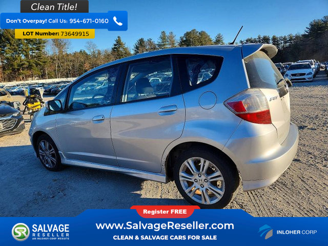 Used 2011 Honda Fit Sport image 3