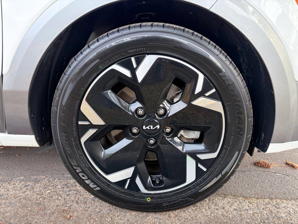 Used 2023 Kia Niro Wave w/ Wave Preserve Package image 33