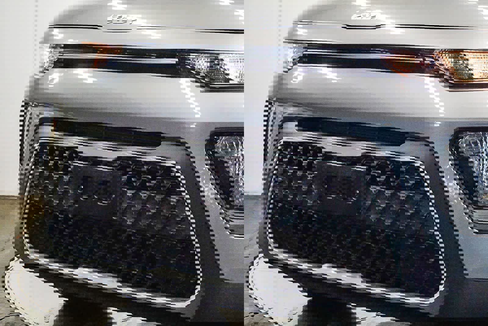 Used 2022 Kia Soul LX w/ Technology Package image 8