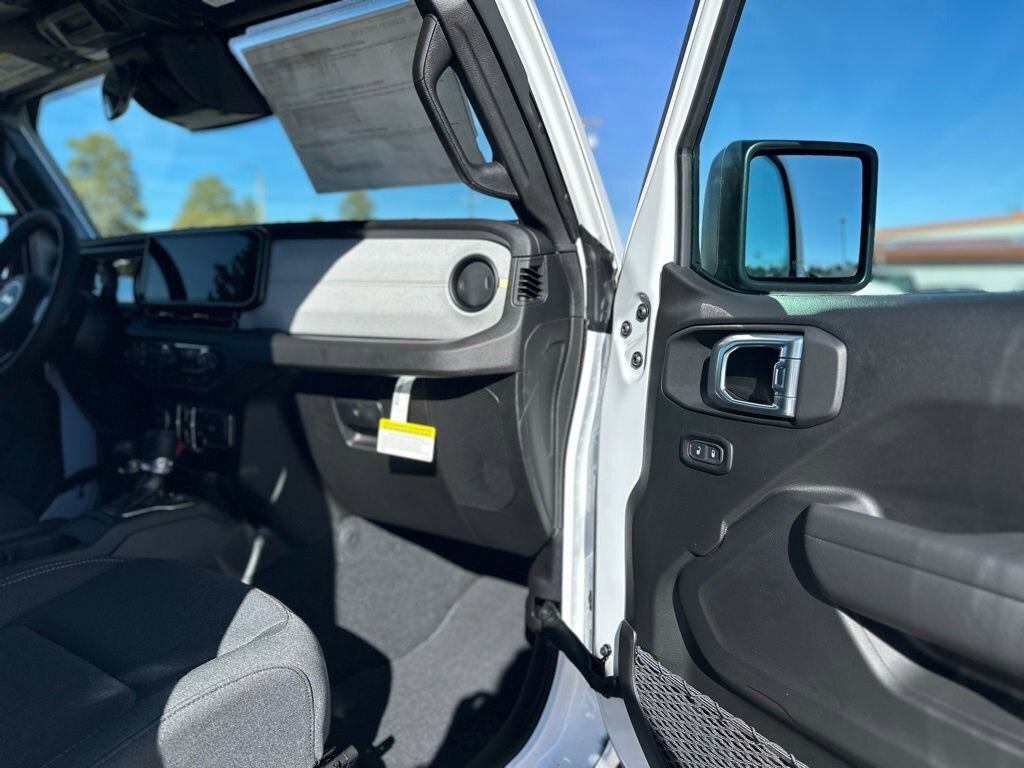 New 2026 Jeep Gladiator Sport image 9