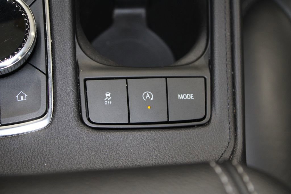 Used 2024 Cadillac XT4 Premium Luxury image 43