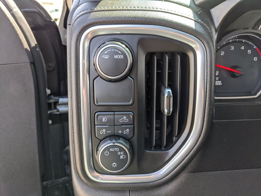 Used 2020 Chevrolet Silverado 1500 RST w/ All-Star Edition RWD image 12