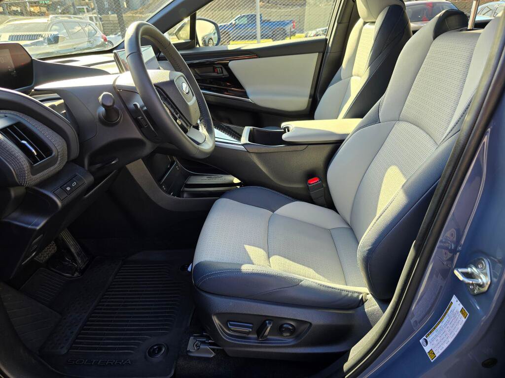 Certified 2023 Subaru Solterra AWD image 21