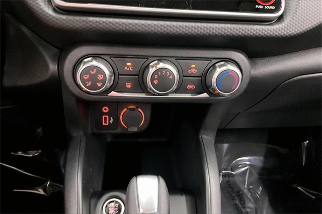 New 2025 Nissan Kicks Play S image 25
