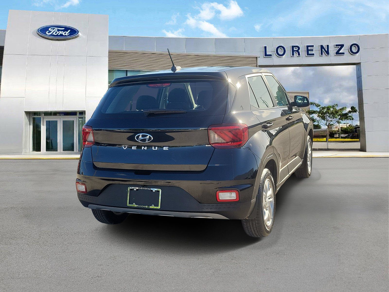 Used 2026 Hyundai Venue SE FWD image 5