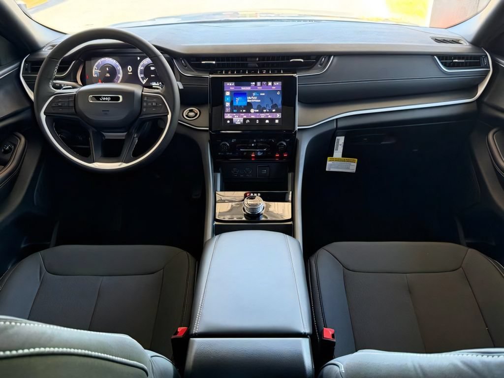 New 2026 Jeep Grand Cherokee Laredo X RWD image 24
