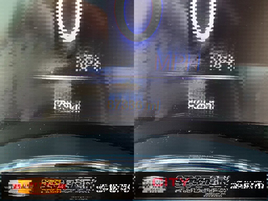 Used 2018 Jeep Grand Cherokee Limited image 9