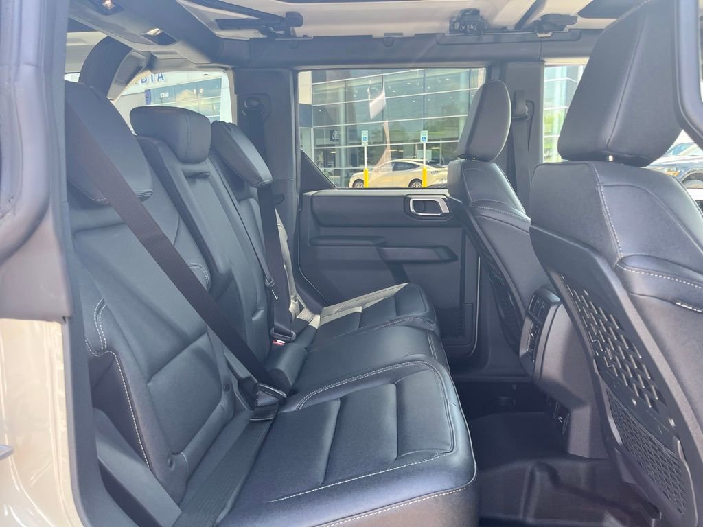 New 2026 Ford Bronco Badlands AWD/4WD image 8
