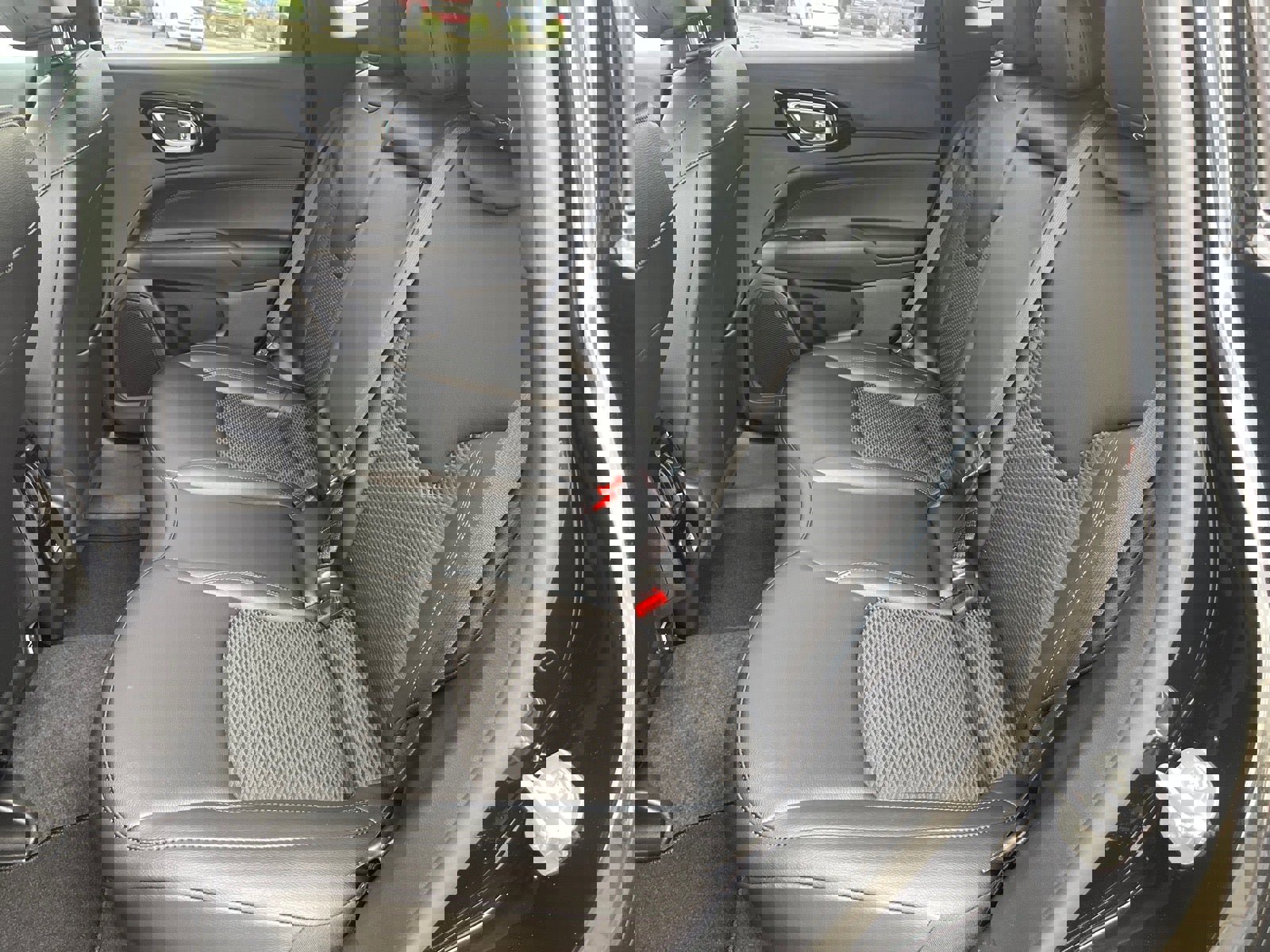 New 2026 Jeep Compass Latitude image 17