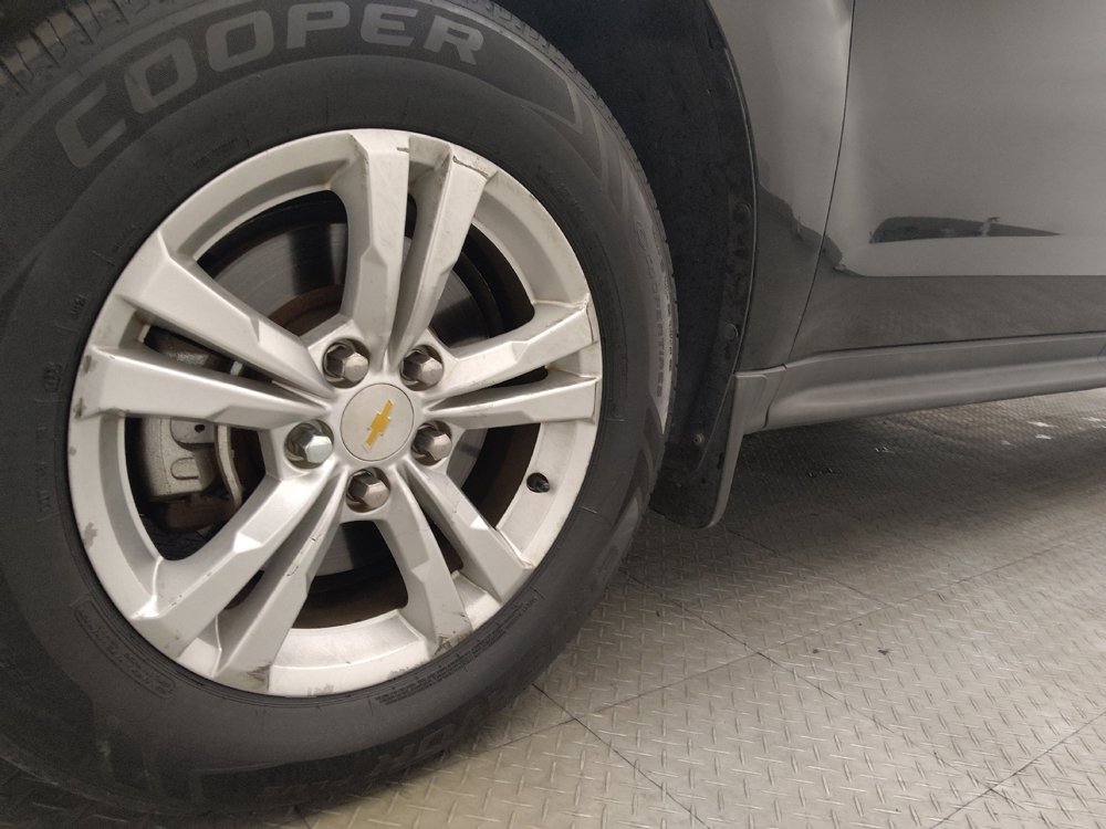 Used 2015 Chevrolet Equinox LS image 31