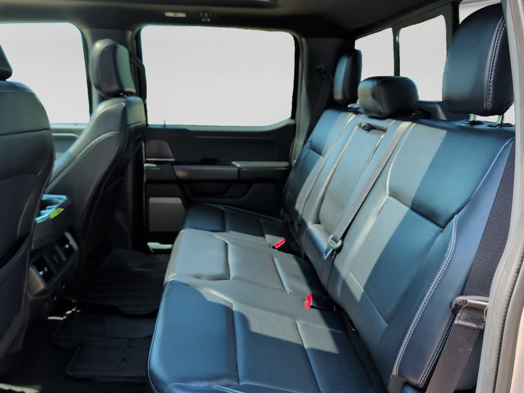 Used 2025 Ford F150 Lariat AWD/4WD image 31