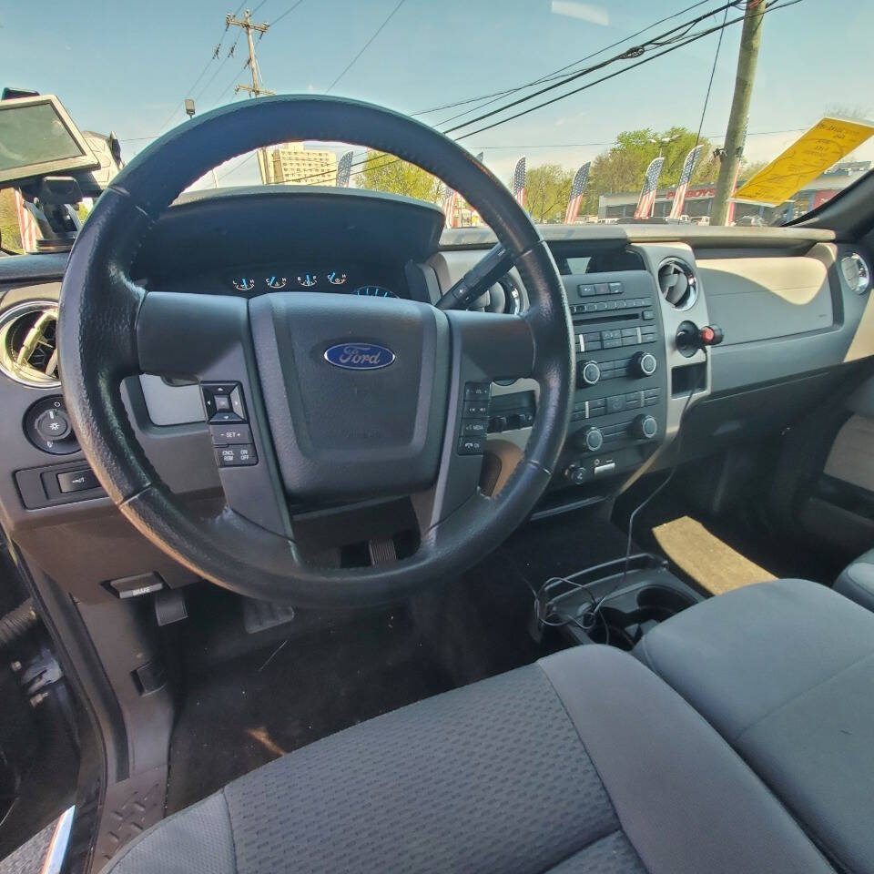 Used 2012 Ford F150 XLT w/ XLT Chrome Pkg AWD/4WD image 12