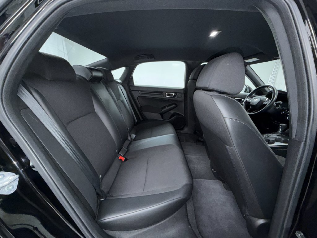 Used 2023 Honda Civic Sport image 17