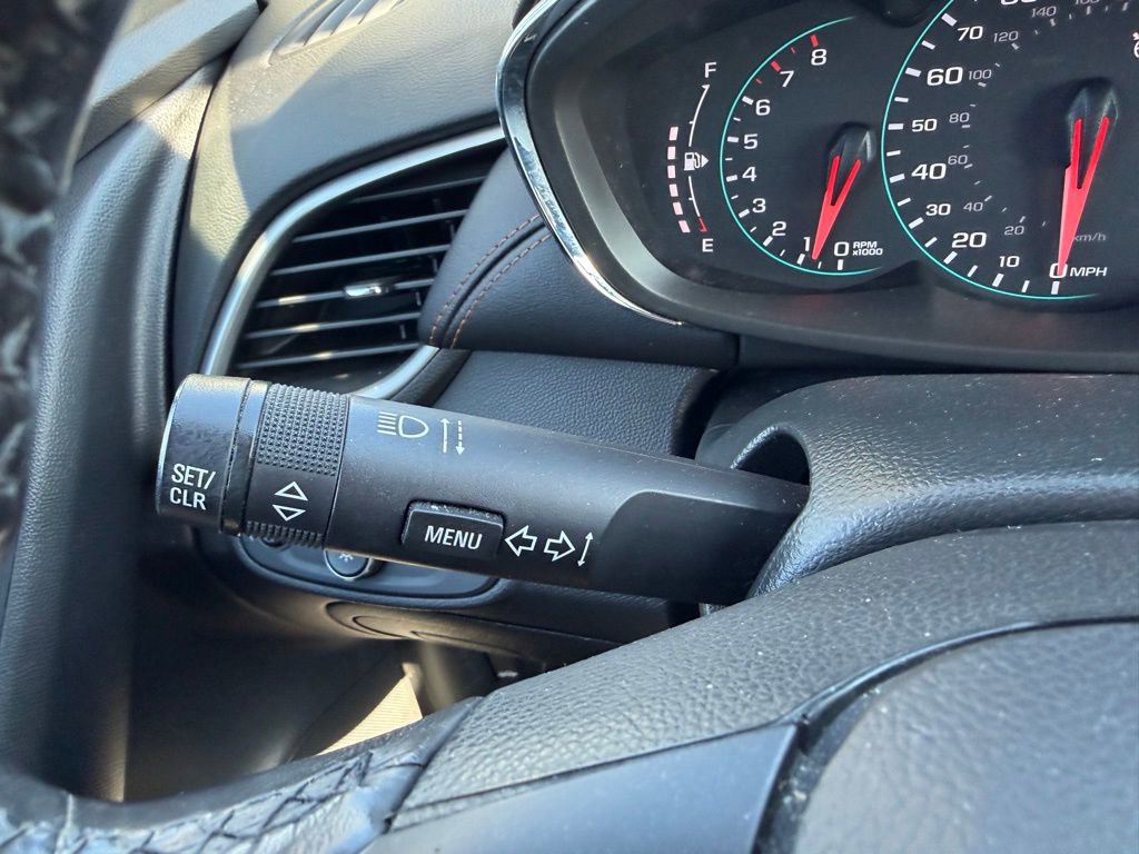 Used 2020 Chevrolet Trax LT w/ Driver Confidence Package FWD image 12