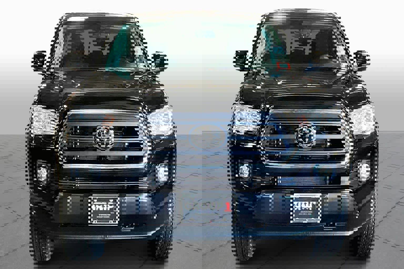 Certified 2023 Toyota Tacoma SR5 image 3