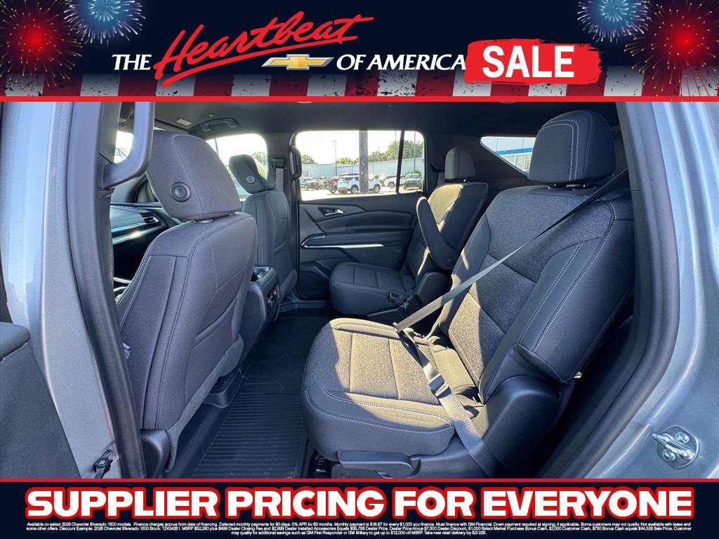 New 2027 Chevrolet Traverse LT w/ LPO, Floor Liner Package FWD image 10