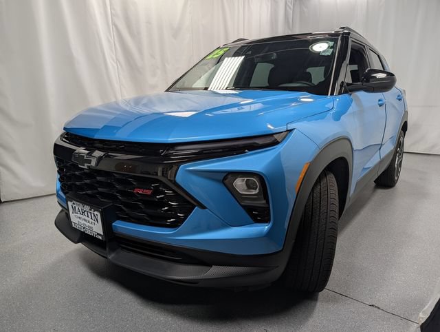 Used 2025 Chevrolet TrailBlazer RS w/ Convenience Package AWD/4WD image 8