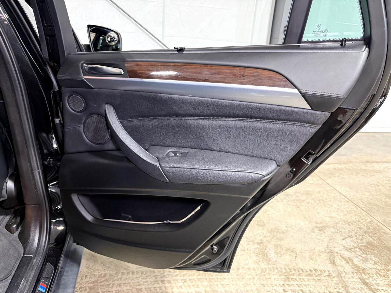 Used 2013 BMW X6 xDrive50i image 29