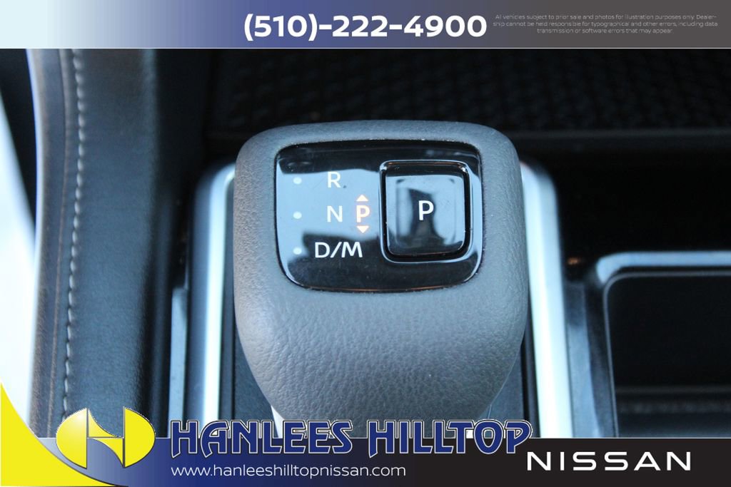 Used 2024 Nissan Pathfinder SV image 23