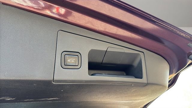 Used 2022 Cadillac XT5 Premium Luxury AWD/4WD image 38