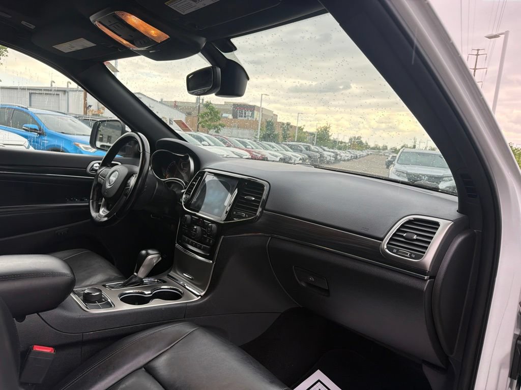 Used 2021 Jeep Grand Cherokee Limited w/ Sun & Sound Group AWD/4WD image 11