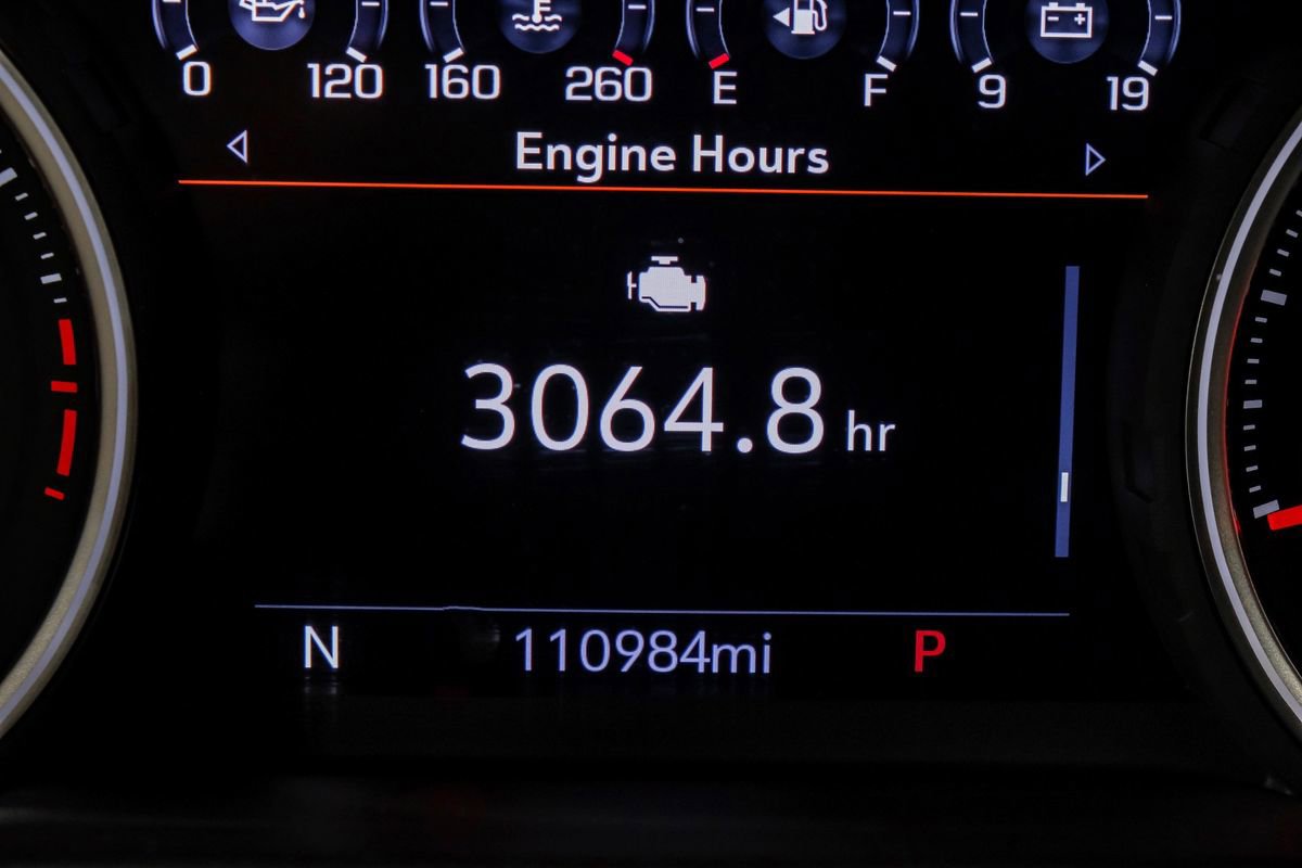 Used 2021 Chevrolet Suburban Z71 w/ Z71 Off-Road Package AWD/4WD image 20