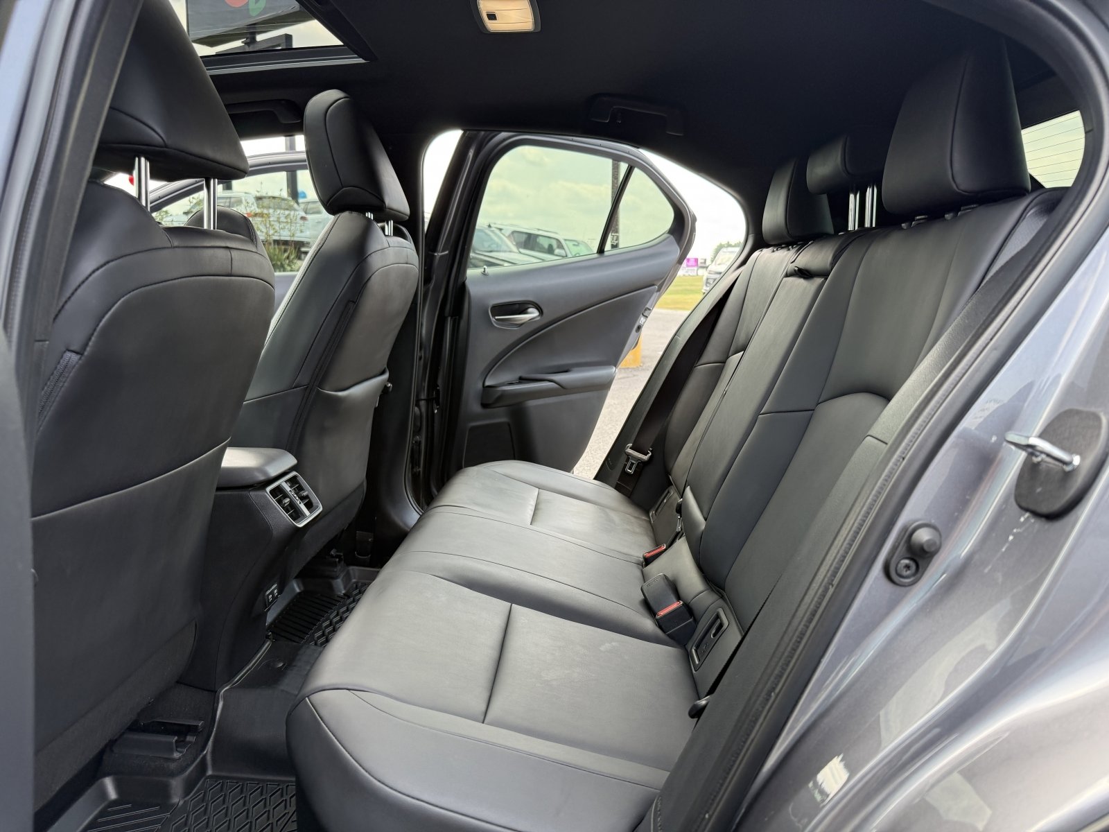 Used 2020 Lexus UX 250h UX 250h CVT image 14