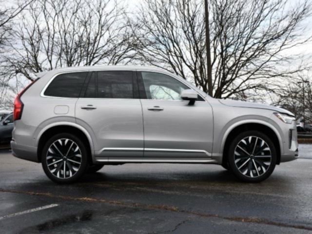 Used 2025 Volvo XC90 B6 Plus image 8