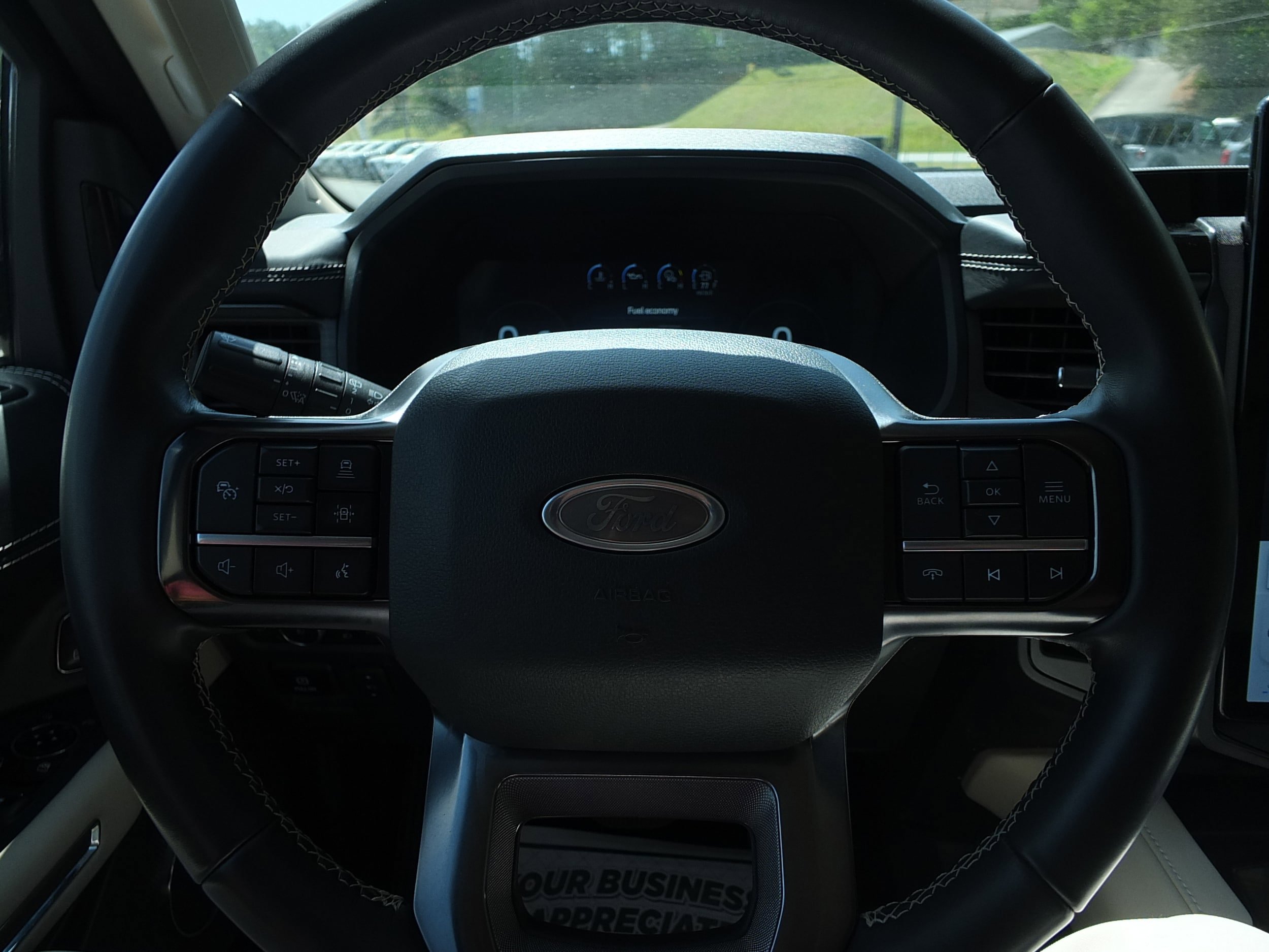 Used 2023 Ford Expedition Platinum AWD/4WD image 24