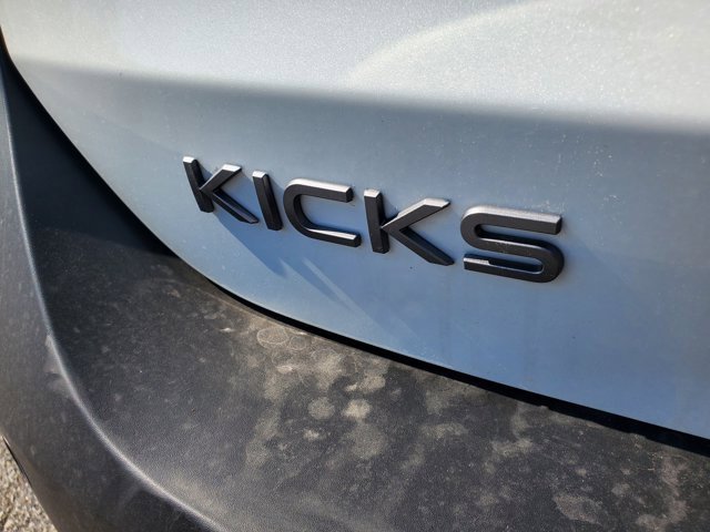New 2026 Nissan Kicks SV image 8