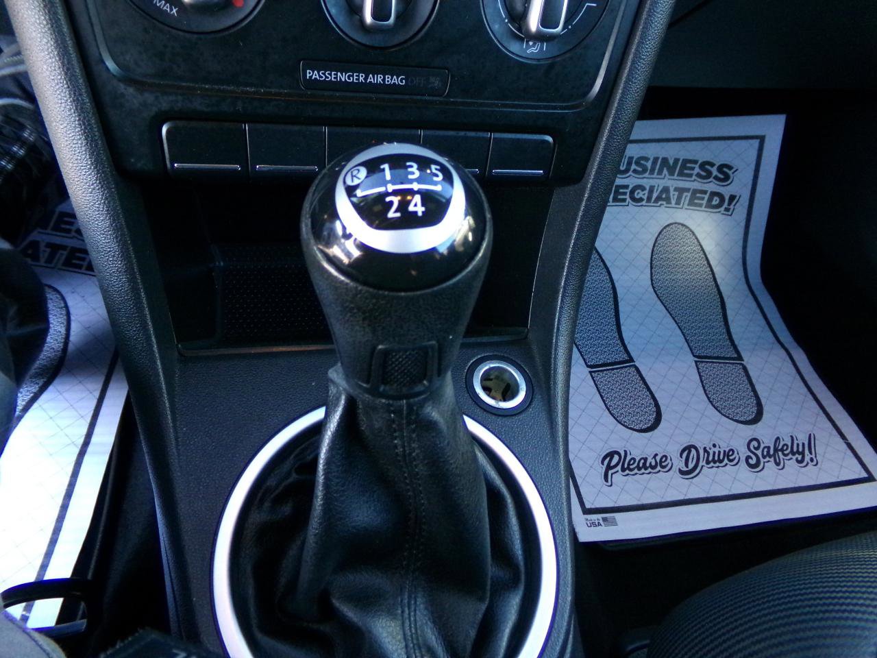 Used 2013 Volkswagen Beetle 2.5 image 11